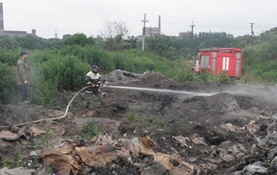 Під Львовом ліквідували пожежу на другому звалищі