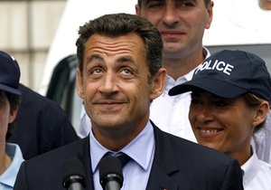 Суд постановил выплатить Саркози один евро компенсации за взломанный банковский счет