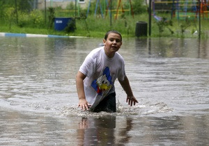 Кабмин выделил 75,7 млн гривен на ликвидацию последствий наводнения