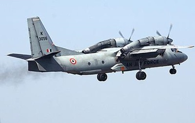 В Индии исчез с радаров самолет с военными