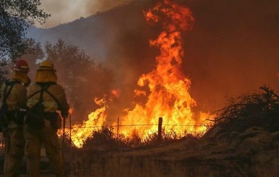 У Каліфорнії вирують лісові пожежі