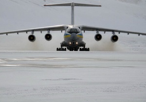 В Борисполе сел самолет с эвакуированными из Ливии украинцами