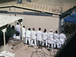 Сенат одобрил перевод узников Гуантанамо в США