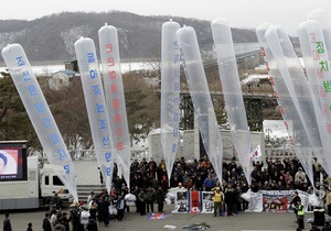 Южная Корея перестала забрасывать КНДР агитационными листовками