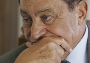 Дочь бывшего президента Египта обвиняет Мубарака в убийстве отца