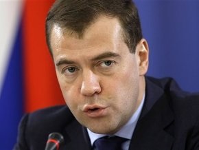 Медведев: РФ сократит расходы бюджета в случае падение цен на нефть