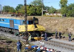 Янукович прибыл на место катастрофы в Днепропетровской области