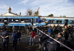 Столкновение поездов в Аргентине: Число пострадавших превысило 300 человек