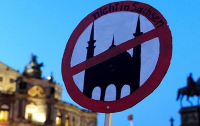 В Германии снизилось число атак на мечети и мусульман
