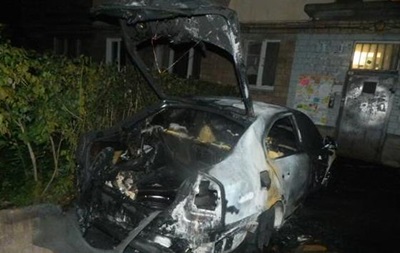 В Киеве сожгли авто адвоката