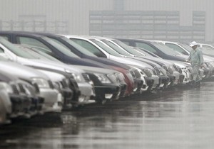 GM предоставит скидки владельцам автомобилей Toyota