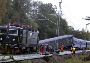 В Польше начались работы по подъему вагонов поезда: госпитализированы 84 человека