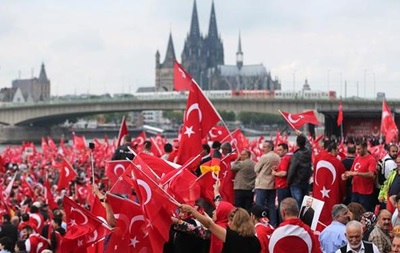 В Германии действуют более шести тысяч турецких сексотов – СМИ