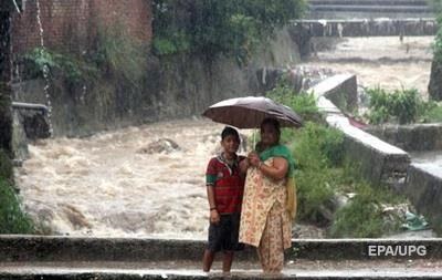 Наводнения в Индии унесли жизни 300 человек