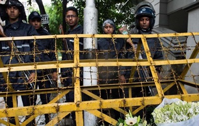 В Бангладеш убит предполагаемый организатор нападения на кафе