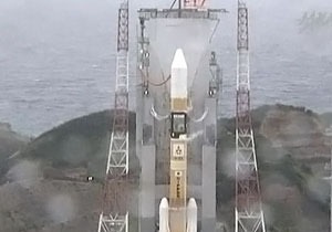 Япония успешно запустила в космос спутник с солнечным парусом