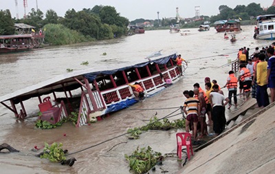 Кількість жертв катастрофи теплохода в Таїланді зросла до 26