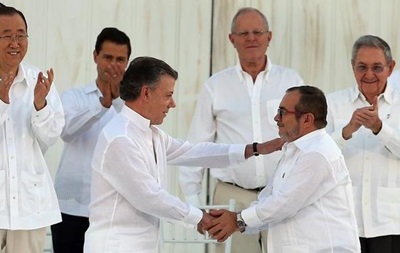 Колумбия и повстанцы FARC подписали мирное соглашение