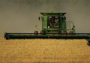 Украина повысила прогноз урожая зерновых в 2011 году
