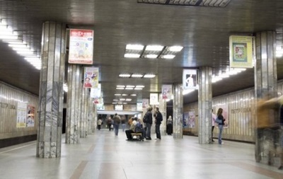 Взрывчатку на станции метро Петровка в Киеве не нашли