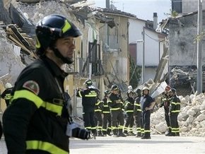 Число жертв землетрясения в Италии достигло 287 человек