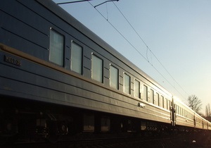 В Винницкой области МАЗ столкнулся с поездом Харьков - Ивано-Франковск