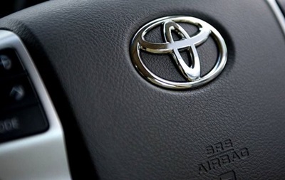 Toyota відкликає 5,8 млн авто через подушки безпеки