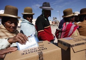 Досрочные выборы проходят в Боливии