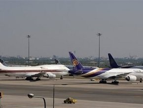 Тайские оппозиционеры отпустили 37 самолетов из аэропорта Бангкока
