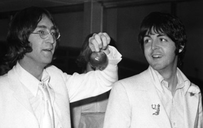 Гневное письмо Леннона к Маккартни купили за $30 тысяч