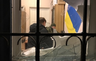 В Донецкой области покушались на главу райизбиркома - Оппоблок