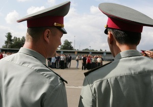 В Крыму командир воинской части передал местным властям 48 га земли