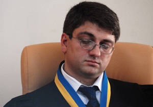 Тимошенко отказалась признать свою вину и обменялась с судьей язвительными шутками