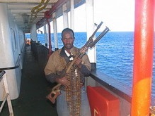 Сомалийские пираты захватили второе за последние два дня судно