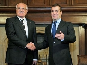 Президент Чехии отказался подписывать в ближайшее время Лиссабонский договор