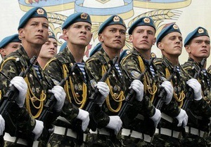 Российские десантники в День Победы пройдут по Киеву с украинским оружием