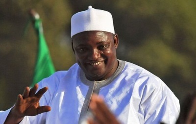 Новый президент Гамбии отменил четырехдневную рабочую неделю