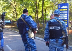 Милиция распространила данные о преступнике, которого не удалось поймать во время спецоперации в Одессе