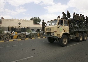 В столицу Йемена введены танки