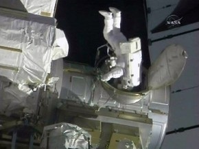 Астронавты Discovery завершили третий выход в космос