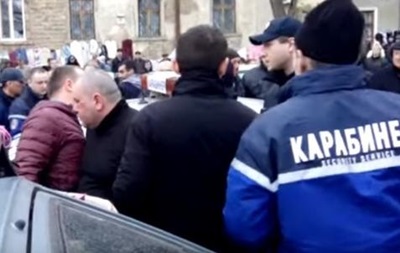 В Одессе побили пьяных охранников, чуть не сбивших человека