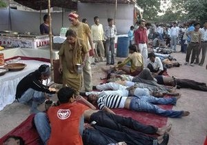 В давке в Индии погибли более 100 человек