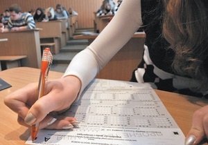В Украине желающих пройти тесты по русскому языку немногим более 2%