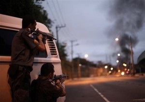 Рио-де-Жанейро захлестнула волна насилия: власти города обратились за помощью к армии и флоту