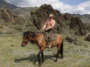 Independent увидел в последней фотосессии Путина аллюзии на Горбатую гору