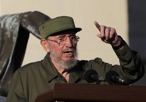 Кастро сегодня выступит перед Комитетами защиты революции