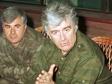 МТБЮ официально подтвердил, что Караджич доставлен в тюрьму в Гааге