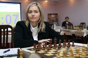 ЧЕ по шахматам: украинки Жукова и Анна Музычук сыграли вничью между собой