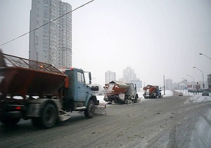 Киевские власти намерены заготовить на зиму 40 тысяч тонн соли