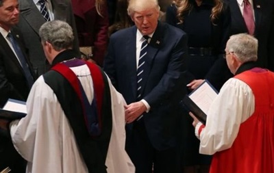 Трамп дозволив церквам агітувати за політиків
